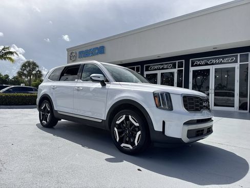 Used 2024 Kia Telluride S FWD image 22