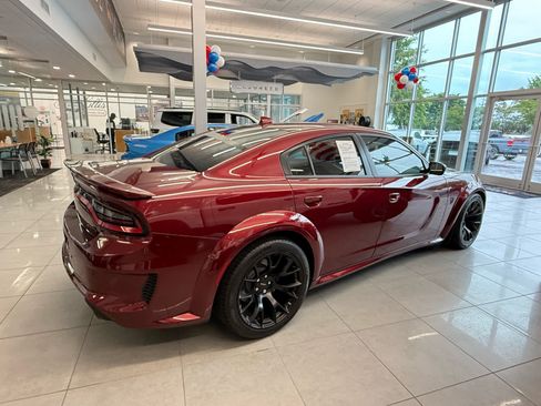 Used 2023 Dodge Charger SRT Hellcat RWD image 6