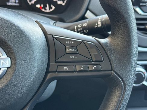 Used 2024 Nissan Altima 2.5 S FWD image 33