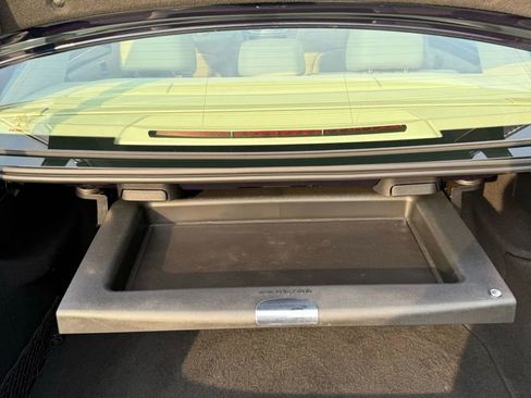 Used 2016 Mercedes-Benz E 350 4MATIC Sedan image 31