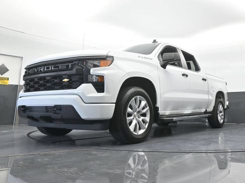 Used 2022 Chevrolet Silverado 1500 Custom RWD image 49