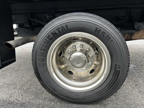 Used 2020 Ford F550 2WD Regular Cab Super Duty image 51
