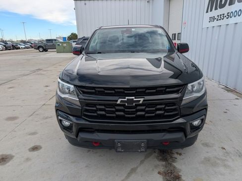 Used 2021 Chevrolet Colorado LT w/ Redline Special Edition image 20