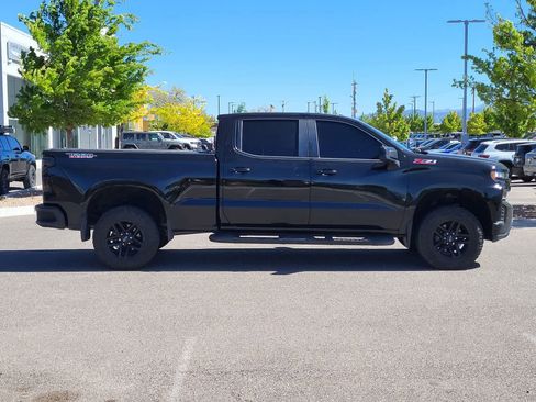 Used 2019 Chevrolet Silverado 1500 LT Trail Boss AWD/4WD image 4
