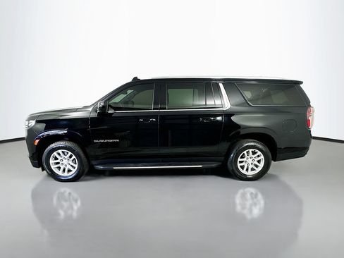 Used 2021 Chevrolet Suburban LT RWD image 4