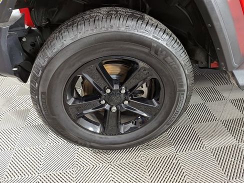 Used 2020 Jeep Wrangler Unlimited Sport image 35