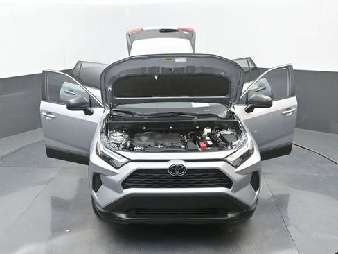 Used 2024 Toyota RAV4 LE image 33