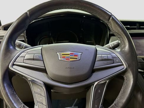 Used 2019 Cadillac XT5 Luxury AWD/4WD image 13
