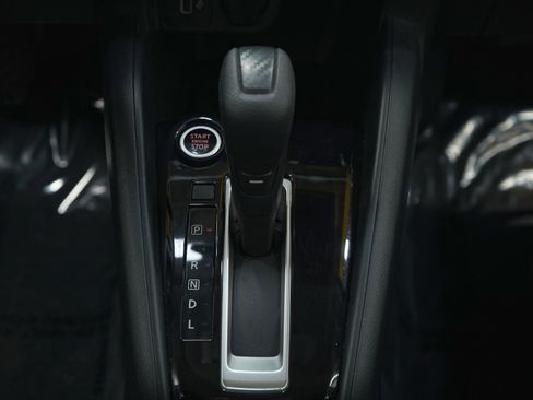 Used 2020 Nissan Versa S image 17