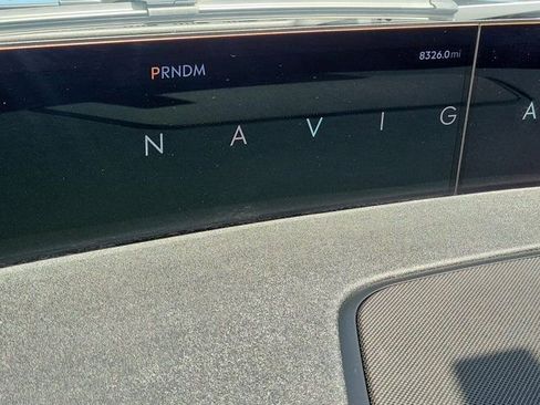 Used 2025 Lincoln Navigator Reserve AWD/4WD image 19