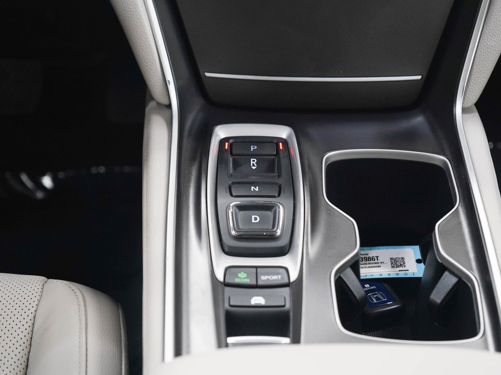 Used 2018 Honda Accord Touring image 17