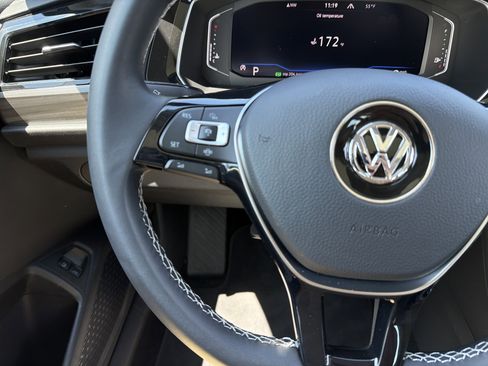 Used 2021 Volkswagen Jetta SEL FWD image 19