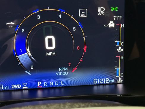 Used 2023 Chevrolet Colorado Z71 w/ Z71 Convenience Package 2 AWD/4WD image 75