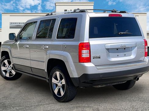 Used 2016 Jeep Patriot High Altitude AWD/4WD image 12