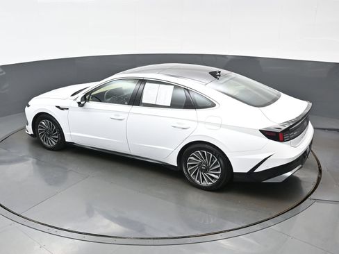 Certified 2026 Hyundai Sonata Limited FWD image 36