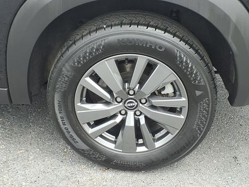 Used 2025 Nissan Pathfinder SV AWD/4WD image 20