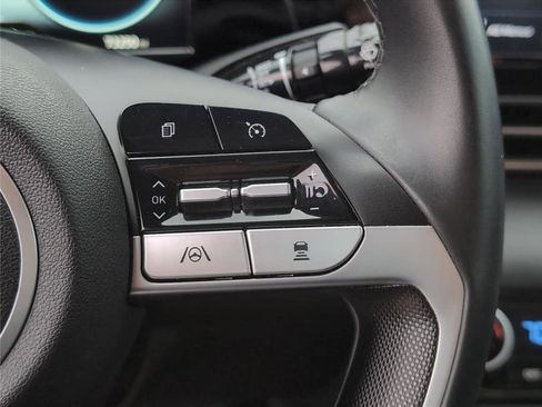 Used 2021 Hyundai Elantra SEL w/ Convenience + Premium Package image 28