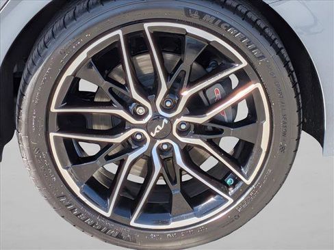 Used 2023 Kia K5 GT FWD image 10