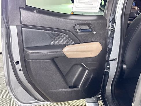 Used 2023 GMC Canyon Denali AWD/4WD image 19