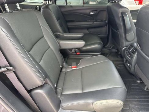 Used 2021 Honda Pilot Elite image 12