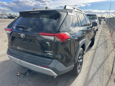 Used 2019 Toyota RAV4 Adventure image 3