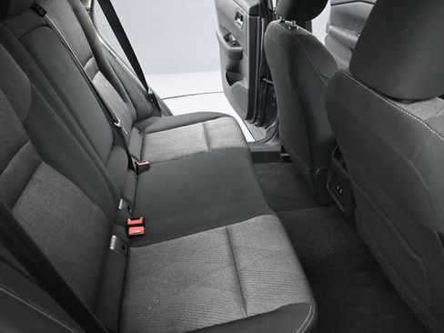 Used 2025 Nissan Rogue SV FWD image 19
