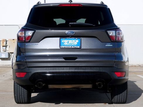 Used 2017 Ford Escape SE w/ SE Sport Appearance Package image 15