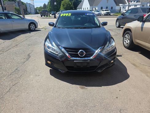 Used 2016 Nissan Altima 2.5 SV FWD image 1