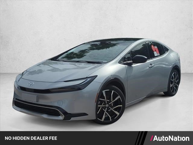 New 2027 Toyota Prius Plug-In Hybrid FWD image 1