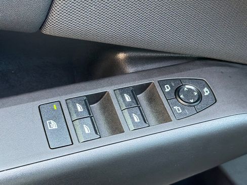 Used 2025 BMW X3 xDrive30i w/ Premium Package image 13