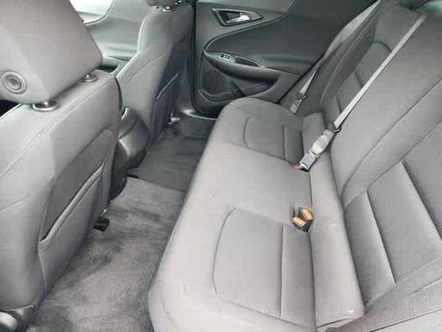 Used 2021 Chevrolet Malibu LS FWD image 30