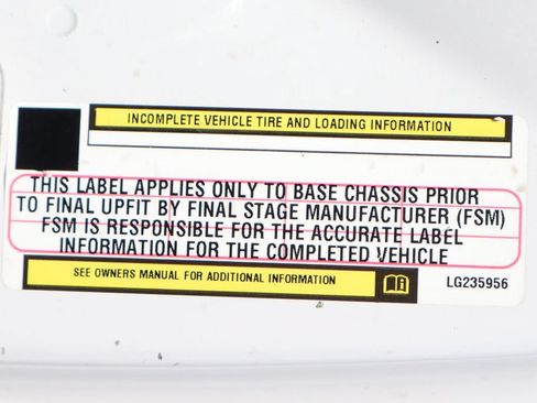 Used 2020 RAM 5500 Tradesman RWD image 46