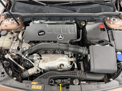 Certified 2022 Mercedes-Benz A 220 4MATIC image 11