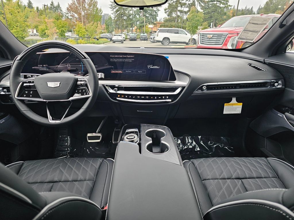 New 2027 Cadillac Lyriq Signature Luxury w/ Nappa Leather Package AWD/4WD image 21