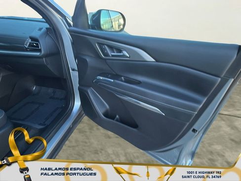 Certified 2025 Chevrolet Traverse LT image 35