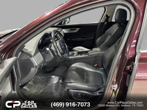 Used 2017 Jaguar XF Prestige AWD/4WD image 21