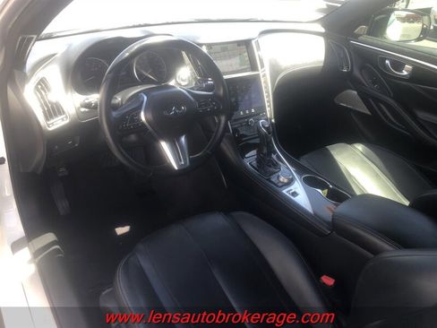 Used 2017 INFINITI Q60 3.0t w/ Premium Plus Package 3.0T RWD image 10
