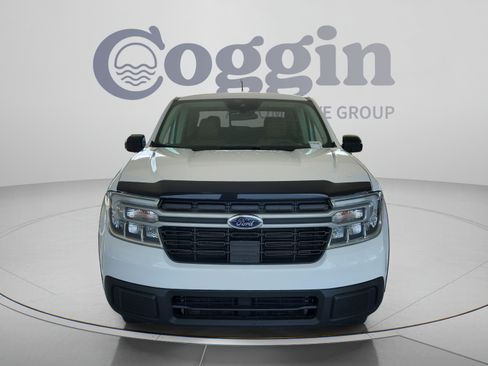 Certified 2024 Ford Maverick Lariat FWD image 8