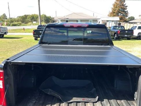Used 2024 Chevrolet Silverado 1500 LTZ AWD/4WD image 15