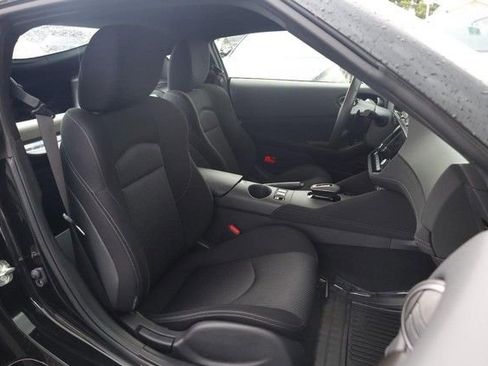 Certified 2025 Nissan Z Sport w/ Floor Mat Package RWD image 19