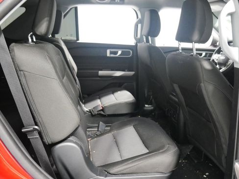 Certified 2023 Ford Explorer XLT w/ Class IV Trailer Tow Package image 18