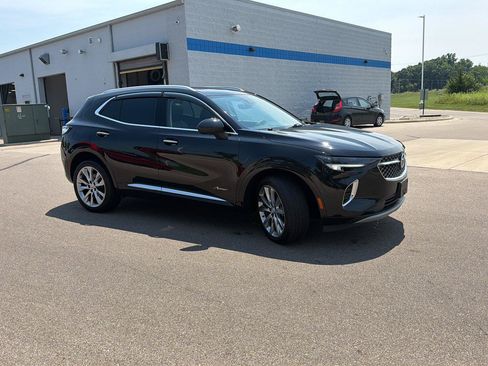 Used 2023 Buick Envision Avenir AWD/4WD image 7