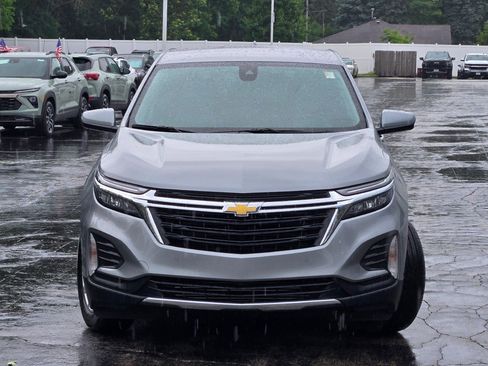 Certified 2024 Chevrolet Equinox LT FWD image 3