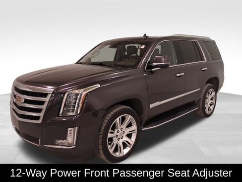 Used 2017 Cadillac Escalade Premium Luxury image 7