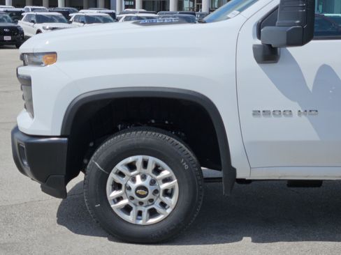 New 2026 Chevrolet Silverado 2500 W/T RWD image 6
