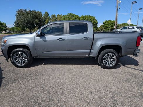 Used 2022 Chevrolet Colorado LT w/ Chrome Appearance Package RWD image 2