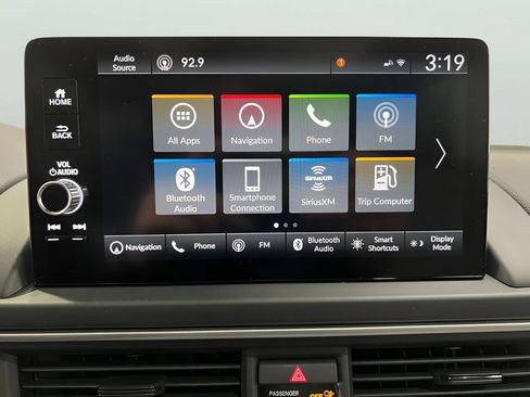 Used 2025 Honda Pilot Elite image 28