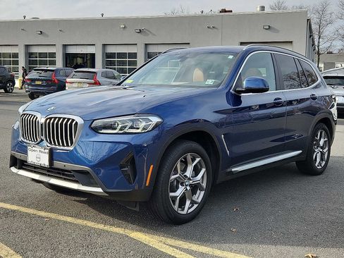 Used 2022 BMW X3 xDrive30i w/ Convenience Package w/ZPA image 3