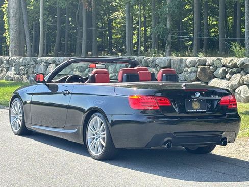 Used 2013 BMW 335i Convertible RWD image 21