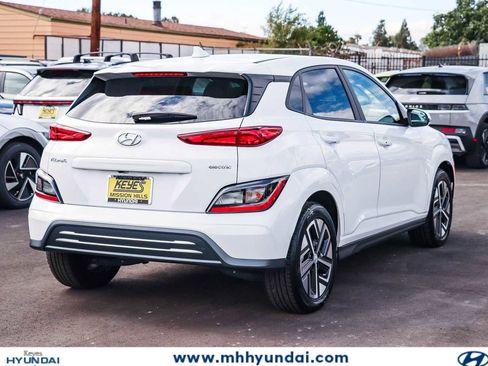 Certified 2023 Hyundai Kona SE FWD image 4